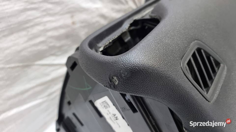 FORD FIESTA MK8 DESKA KONSOLA PASY PODUSZKI osobowe sprzedam