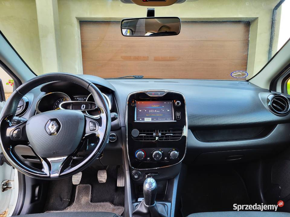 Renault Clio IV 09 TCE bezwypadkowy Postęp
