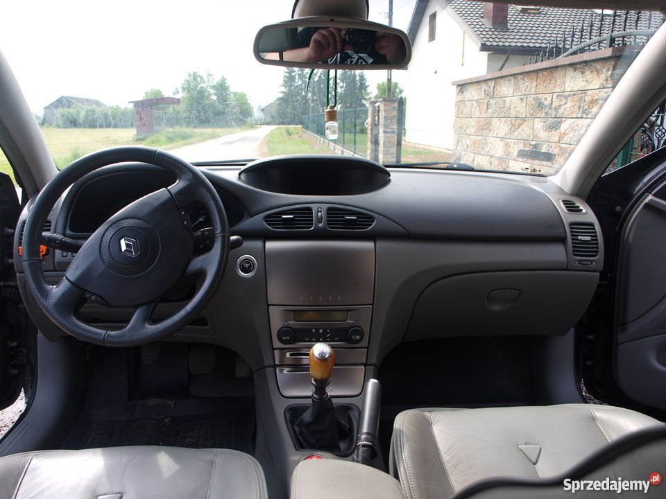 RENAULT LAGUNA 2 NAVI SKORA FULL WYPAS Laguna Pacanów