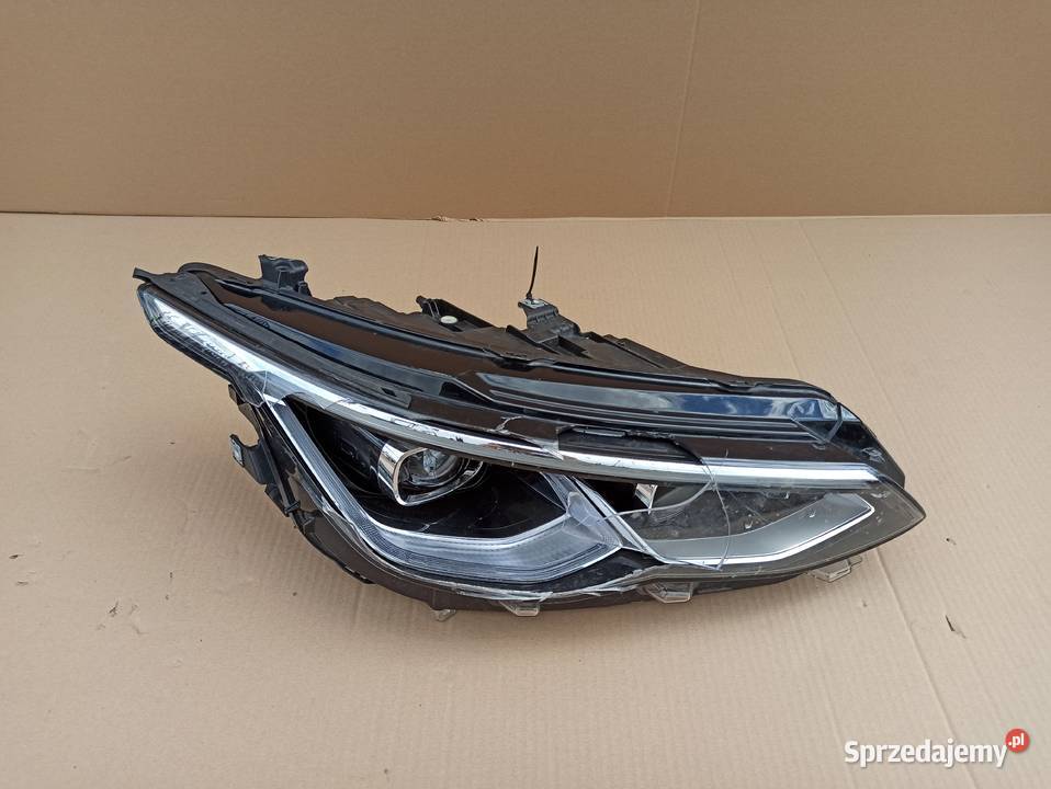 VW GOLF VIII 8 REFLEKTOR PRAWY LED LAMPA osobowe