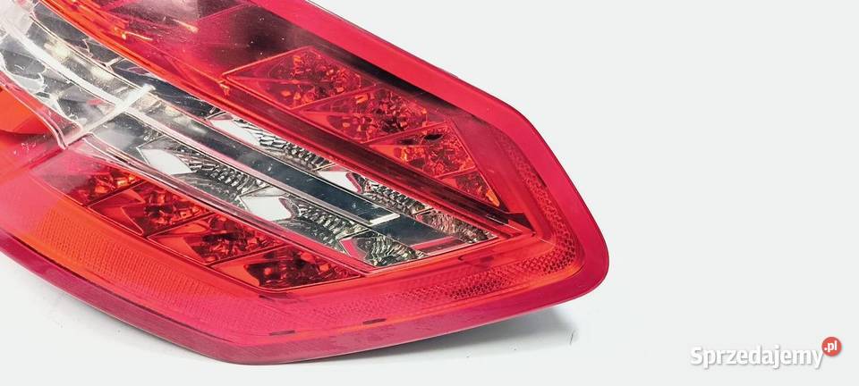 LAMPA PRAWA TYŁ MERCDESBENZ W212 E350 Lipno
