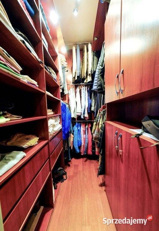 4pok 120met Skarbowców BALKONGARAŻ Wrocław Liczba pokoi 4