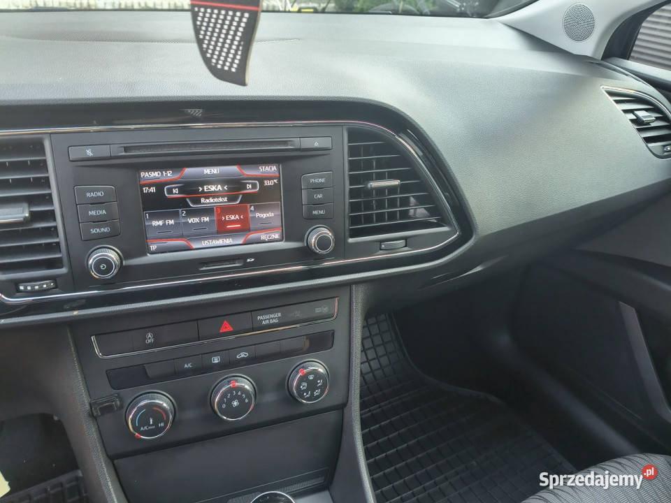 Seat Leon 12 TSI 105 Style Full Serwis ASO SEAT lakier metallic sprzedam
