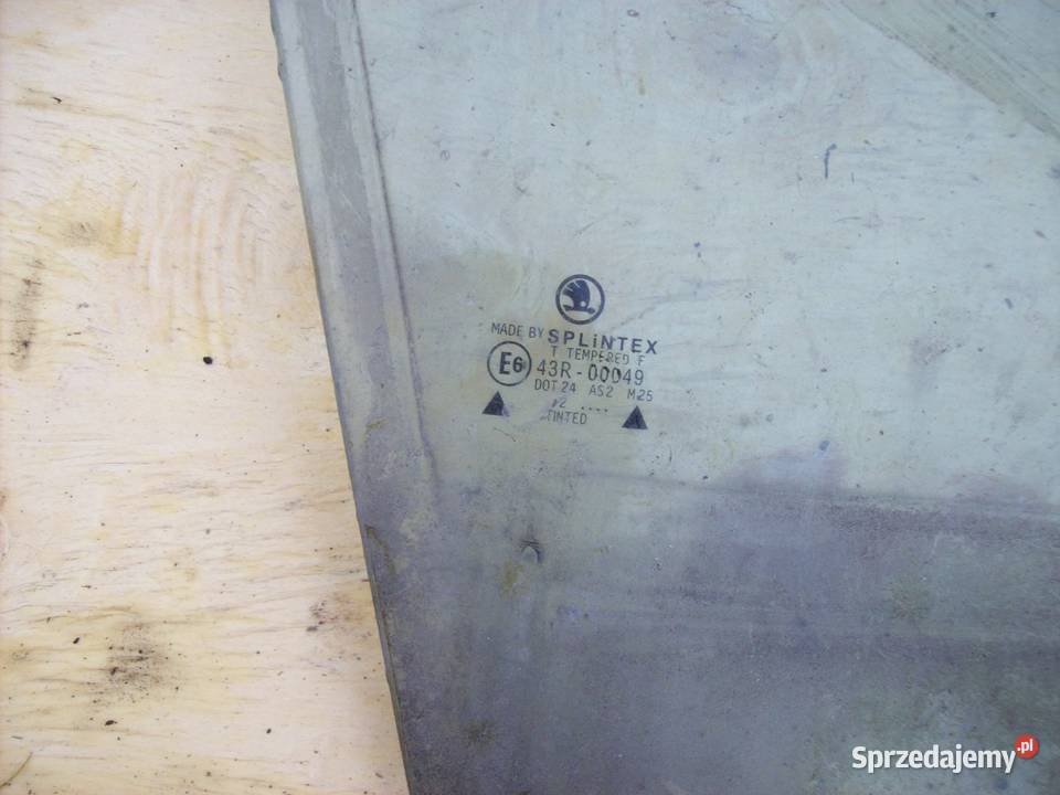 Octavia I Szyba drzwi prawy przod przednia prawa sprzedam