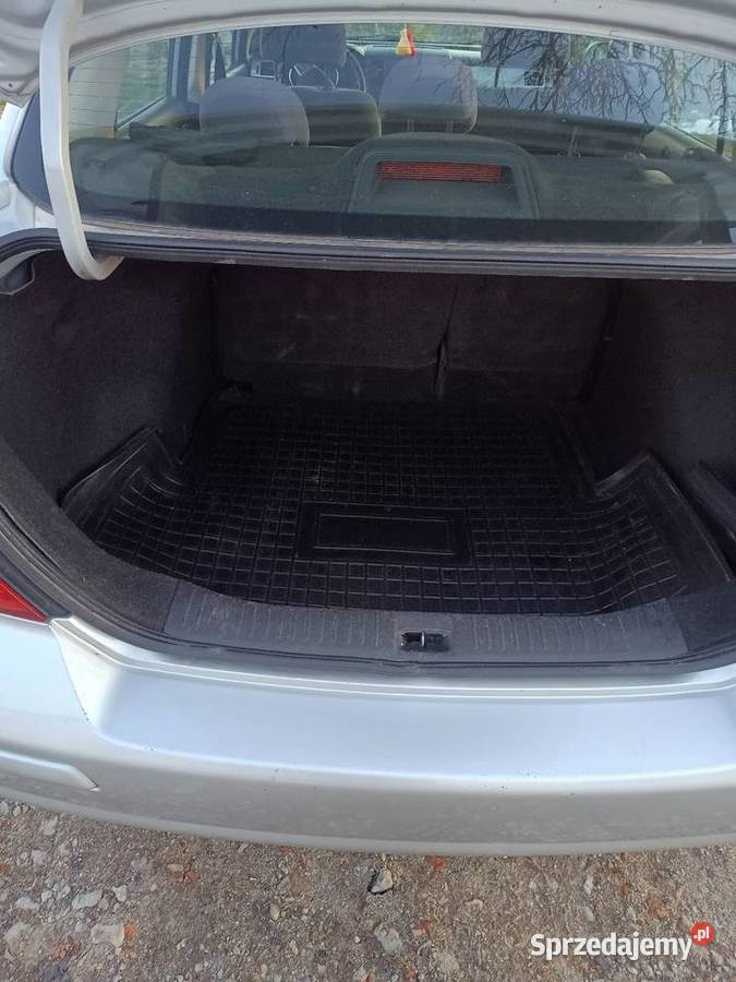 Nissan Tiida benzyna mazowieckie Stary Szwarocin
