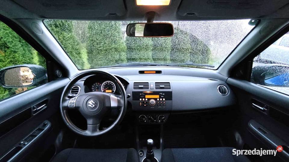 Suzuki Swift 4x4 13 Benzyna Klimatyzacja Grzane nieuszkodzony Jasło