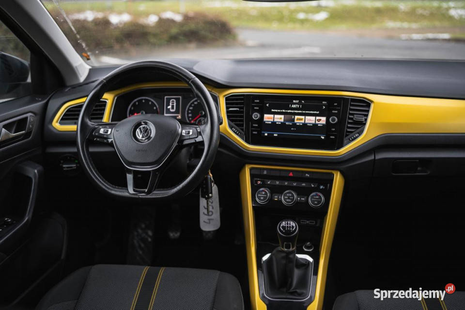 VW TRoc 15 TSI relingi dachowe