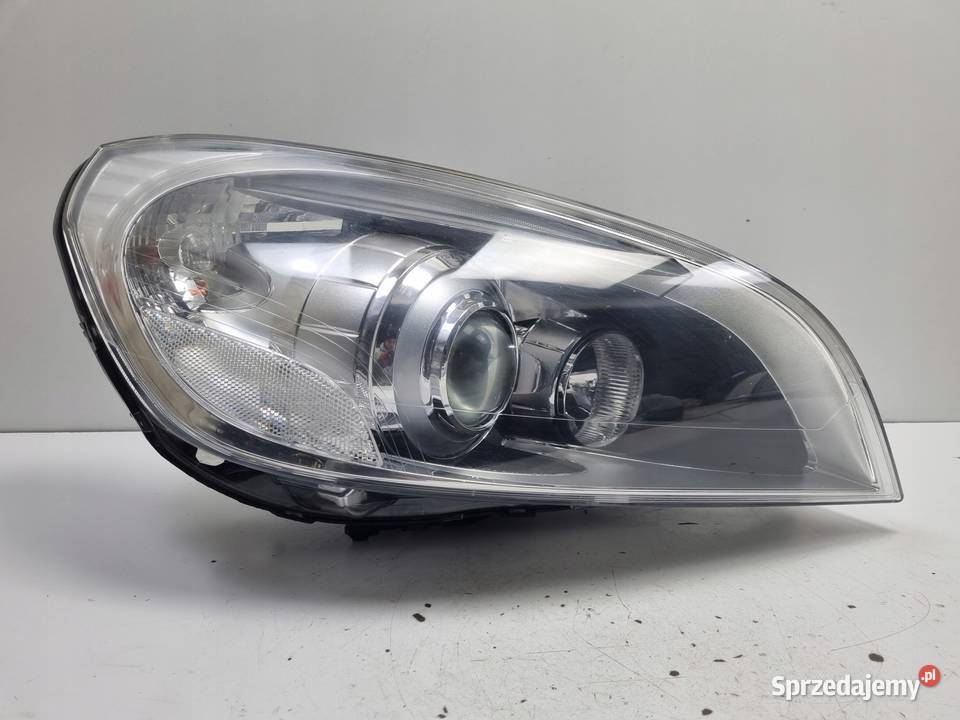 Volvo V60 S60 II PRZEDNIA LAMPA PRAWA prawy lubelskie Janów