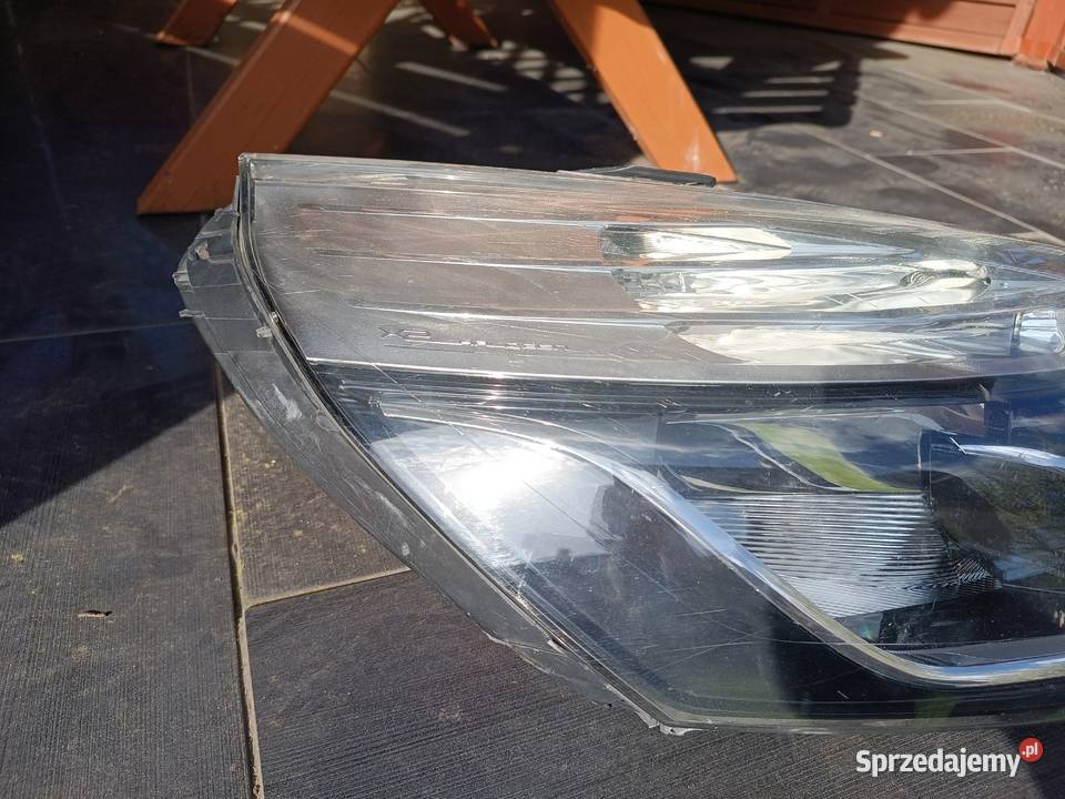 Lampa Przednia Prawa Renault Clio IV 260102796R prawe Turek sprzedam