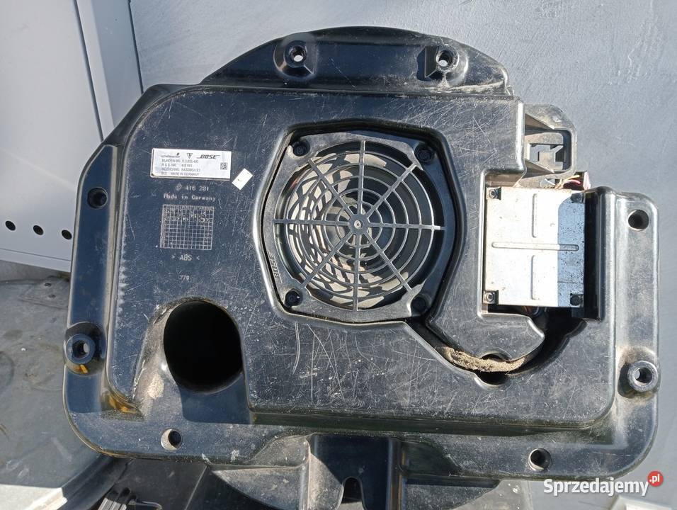 Subwoofer Cayenne Porsche głośnik bose