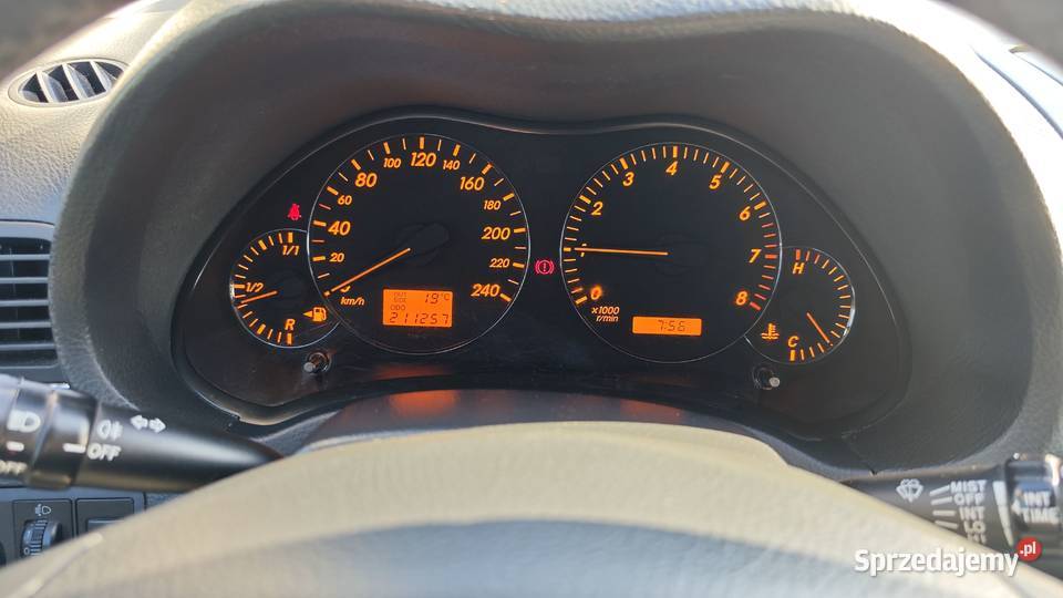 Toyota Avensis Bezwypadkowa stan b LPG mały Radom sprzedam