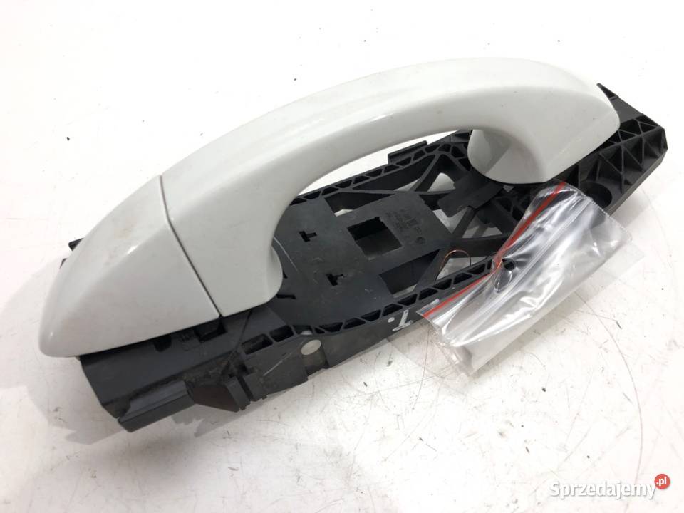 KLAMKA ZEWNĘTRZNA LEWY TYŁ VW GOLF VII Hatchback Klamki