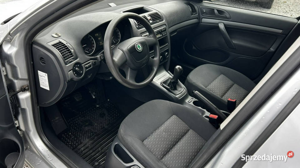 koda Octavia Super stan Salon Polska II 20042013