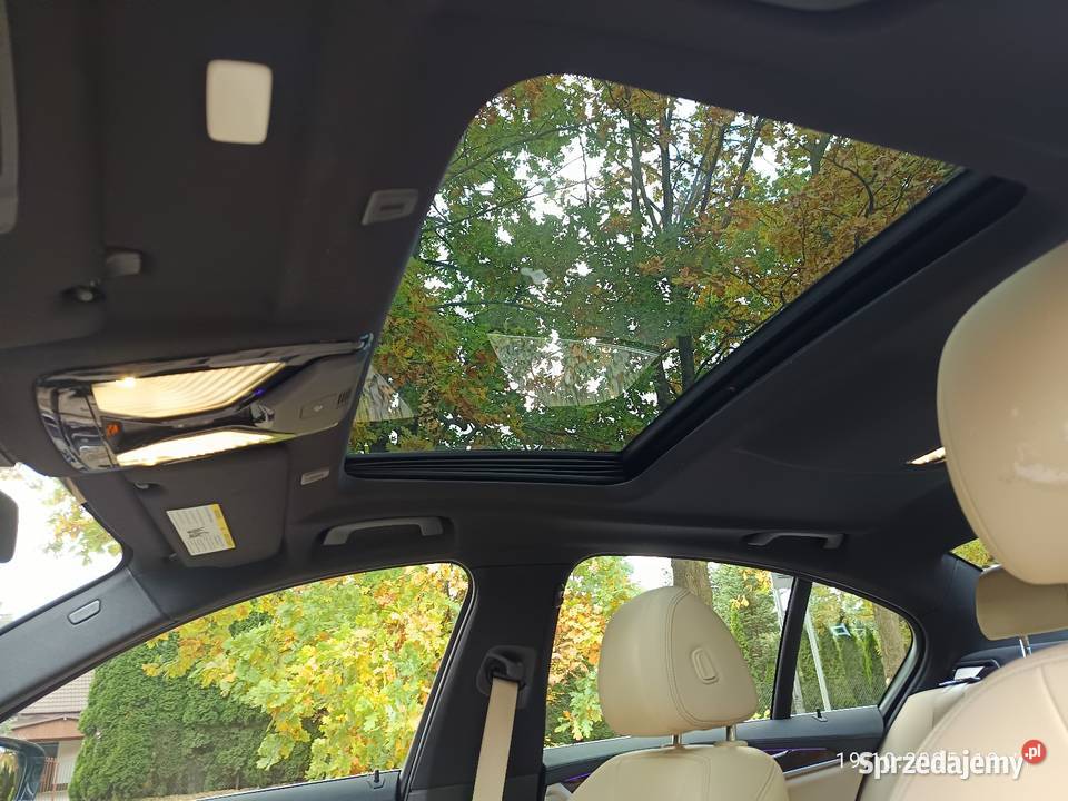 BMW Seria 5 G30 252 xDrive Luxury Line HUD Komorów