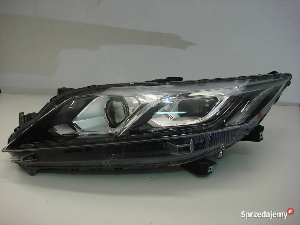 Reflektor przedni lewy Mitsubishi Eclipse Cross