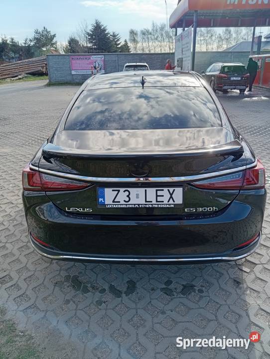 Lexus es 300h 2021 r 62 zamiana Toyota Sienna Darłowo