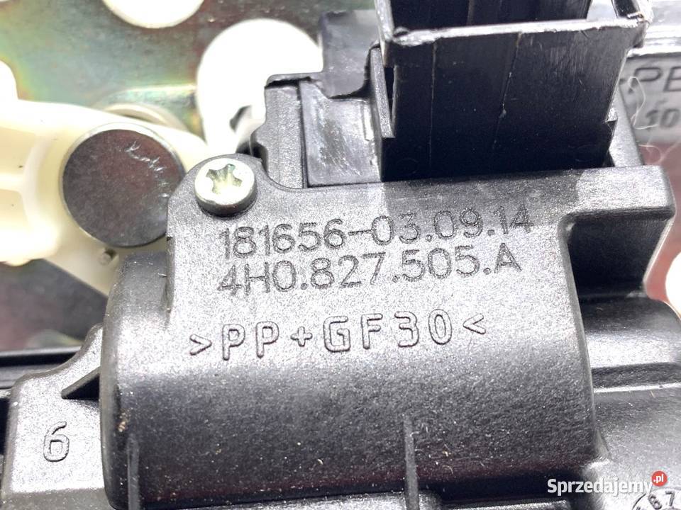 ZAMEK KLAPY TYŁ AUDI A3 8V SedanLimuzyna osobowe