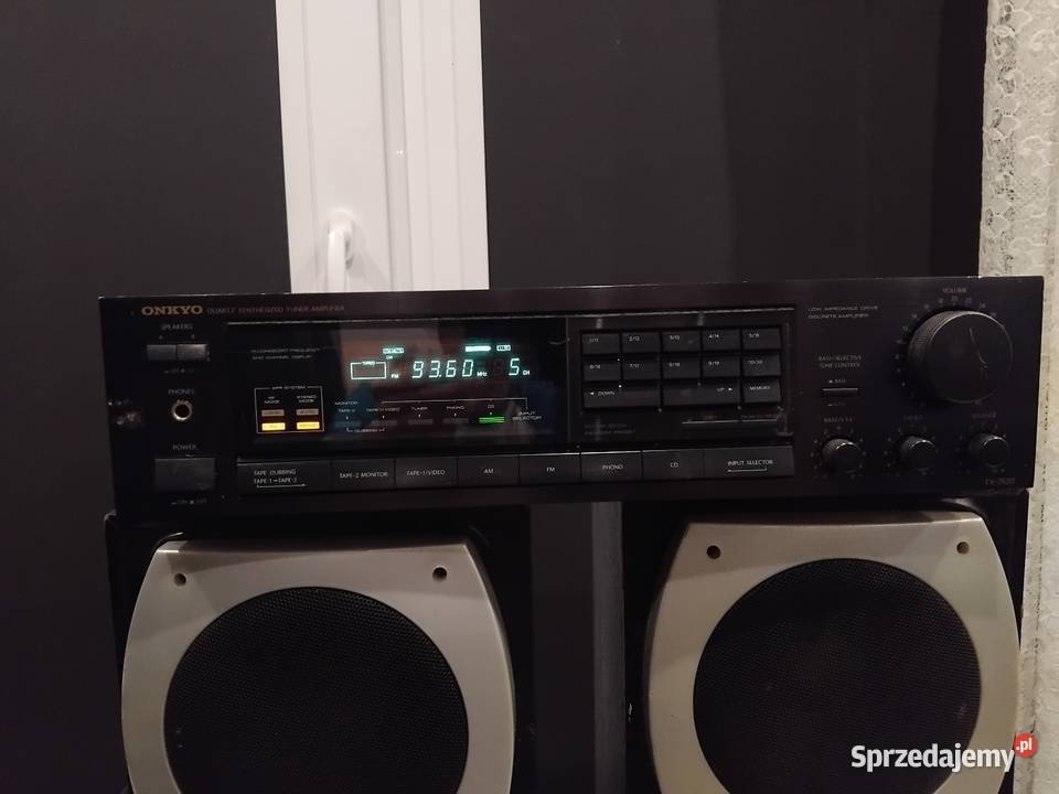 Kolumny głośniki wzmacniacz