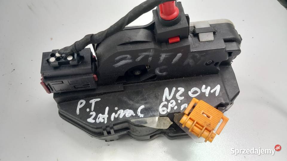 OPEL ZAFIRA C ZAMEK DRZWI TYŁ PRAWY 6PIN wielkopolskie Zbierkowo sprzedam
