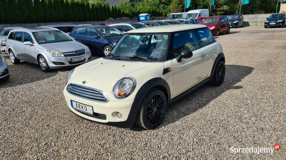 Mini ONE opony zimowe na stalówkach II 2006 aluminiowe felgi Zieleniewo