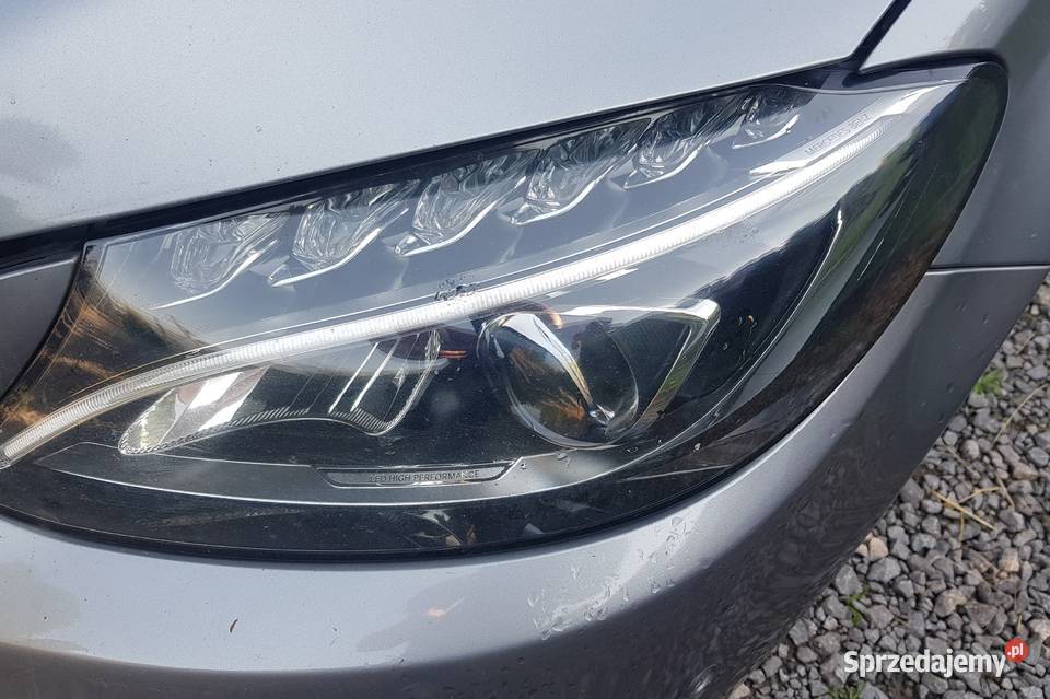 Lampa przednia XENON LED MERCEDES CKLASA W205 Radom