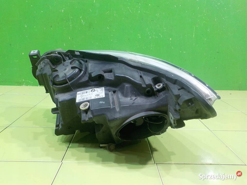 BMW 1 F20 16 B 13r 1115 5D lampa prawa przod