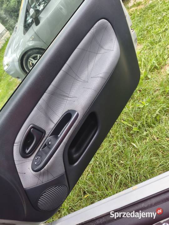 Clio 2 12 2003 benzyna zadbany sprawny gotowy do