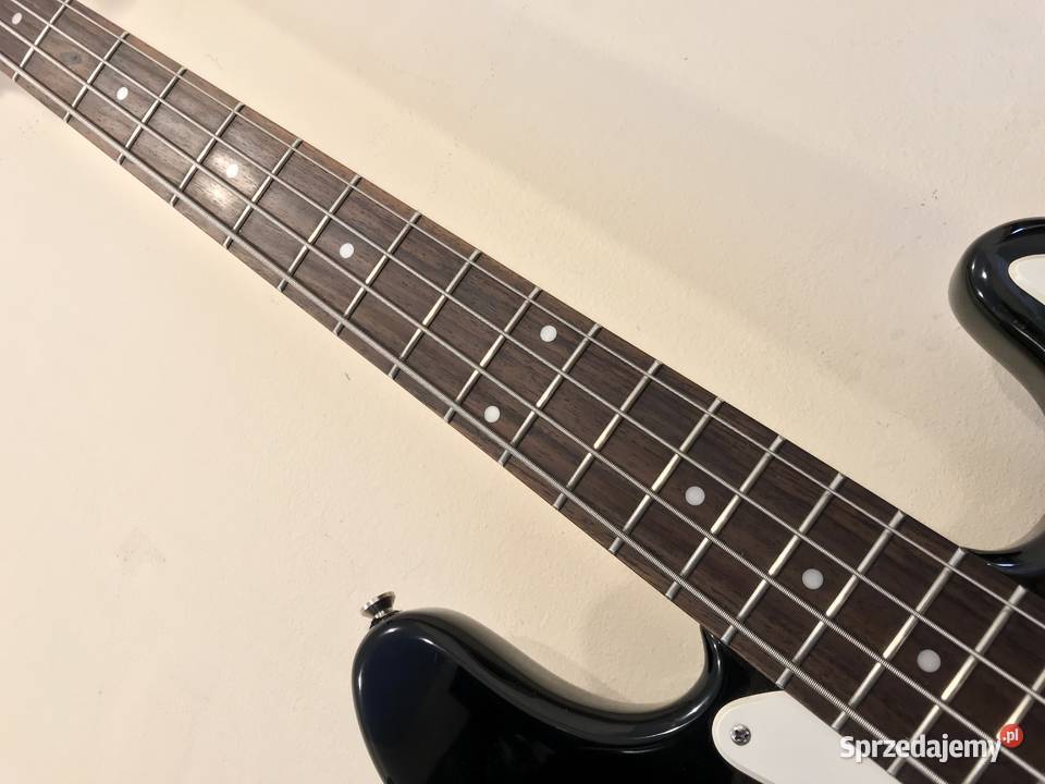 SQUIER PBass Precision by FENDER Gitara BASOWA Gitary i akcesoria Warszawa