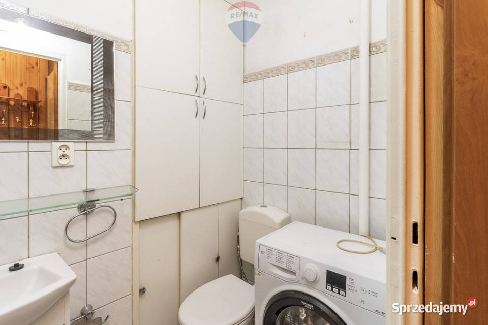 Teofilów 1 pokój 25 m do remontu 1 piętro Łódź