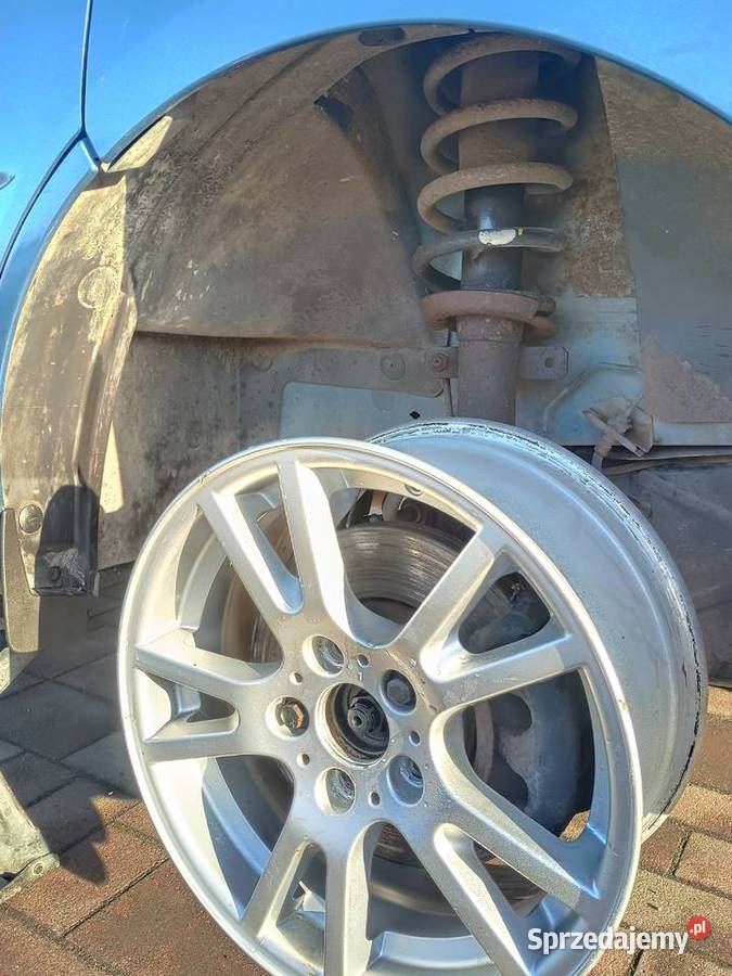 Felgi aluminiowe R17 Opel Vivaro Renault Trafic Średnica 17" Opony i felgi