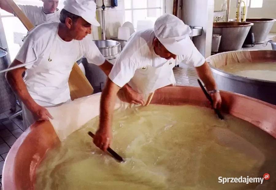 Parmigiano Reggiano dojrzewanie 70 miesięcy 750g