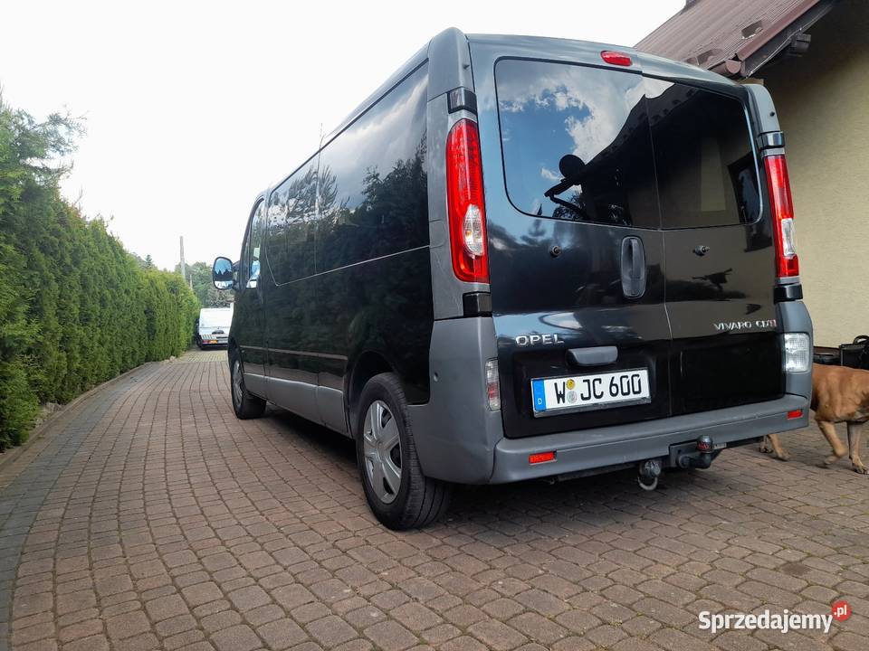 Opel vivaro long 9 osób lakier metallic Brzesko