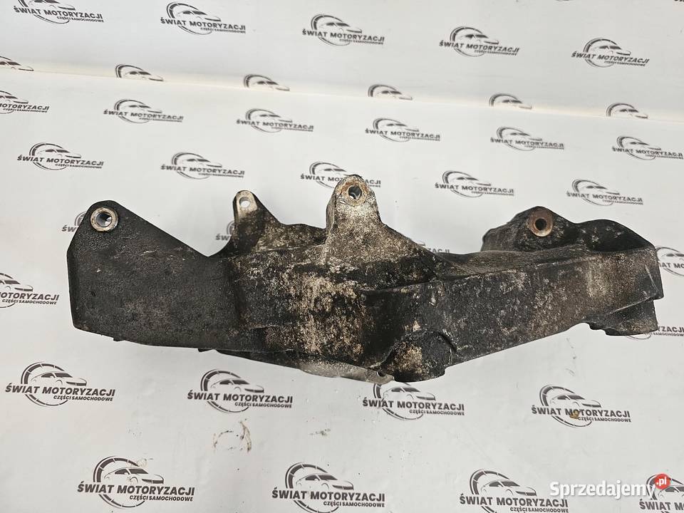 OPEL VIVARO RENAULT TRAFIC 11r 20 DCI M9R786 osobowe
