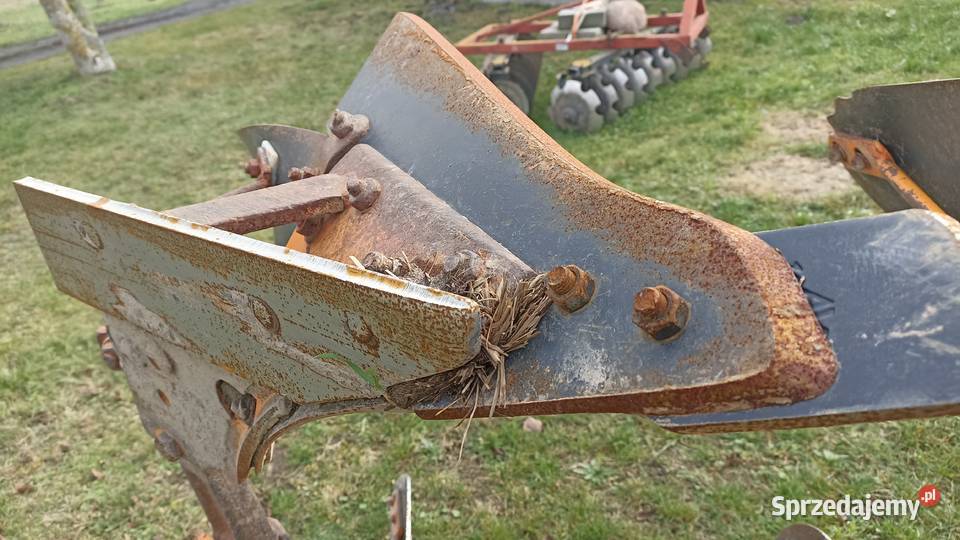 Pług 3 obrotowy huard PR65T lubelskie Ossowa