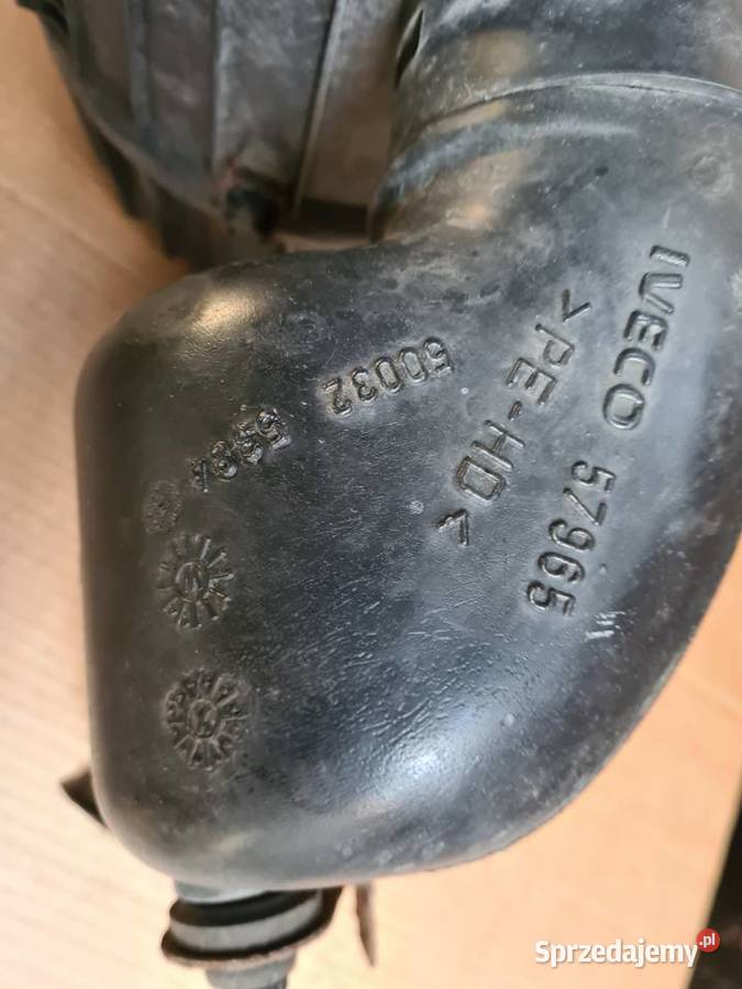 IVECO DAILY 3 9906 obudowa filtra powietrza Pozostałe Legnica