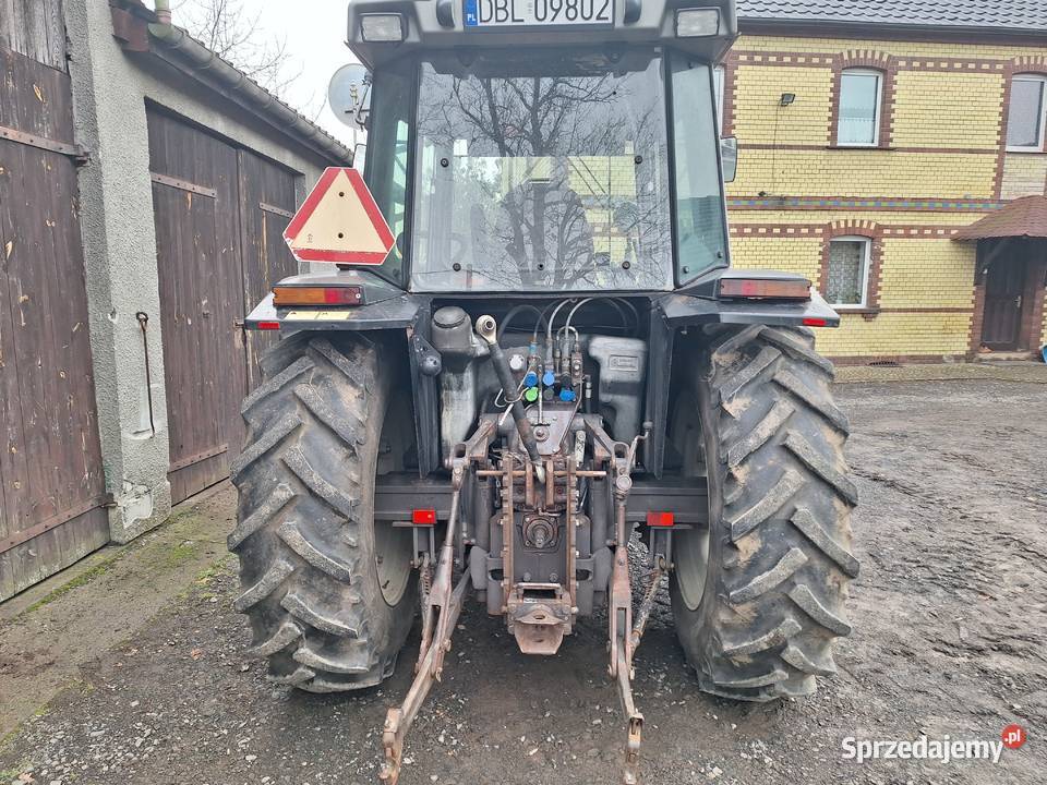 Massey Ferguson 3050 z turem Nowogrodziec