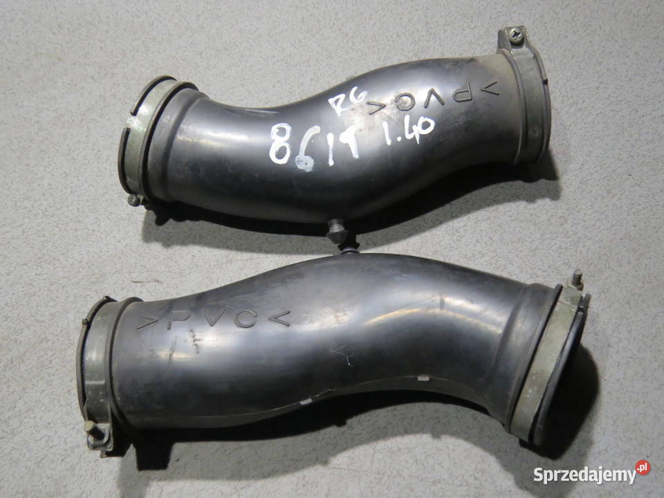 YAMAHA 600 YZF R6 1999 króćce dolot airboxa wlot