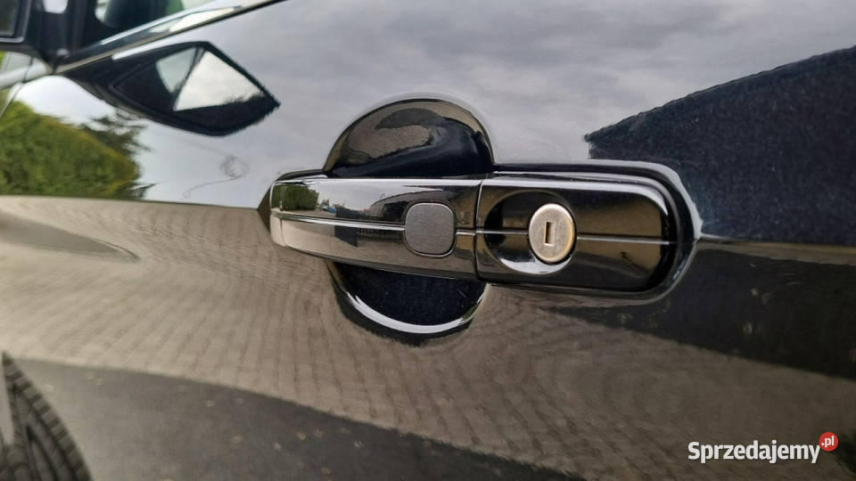 Ford Kuga Skóry Automat 4x4 Panorama GWARANCJA nawigacja Płońsk sprzedam