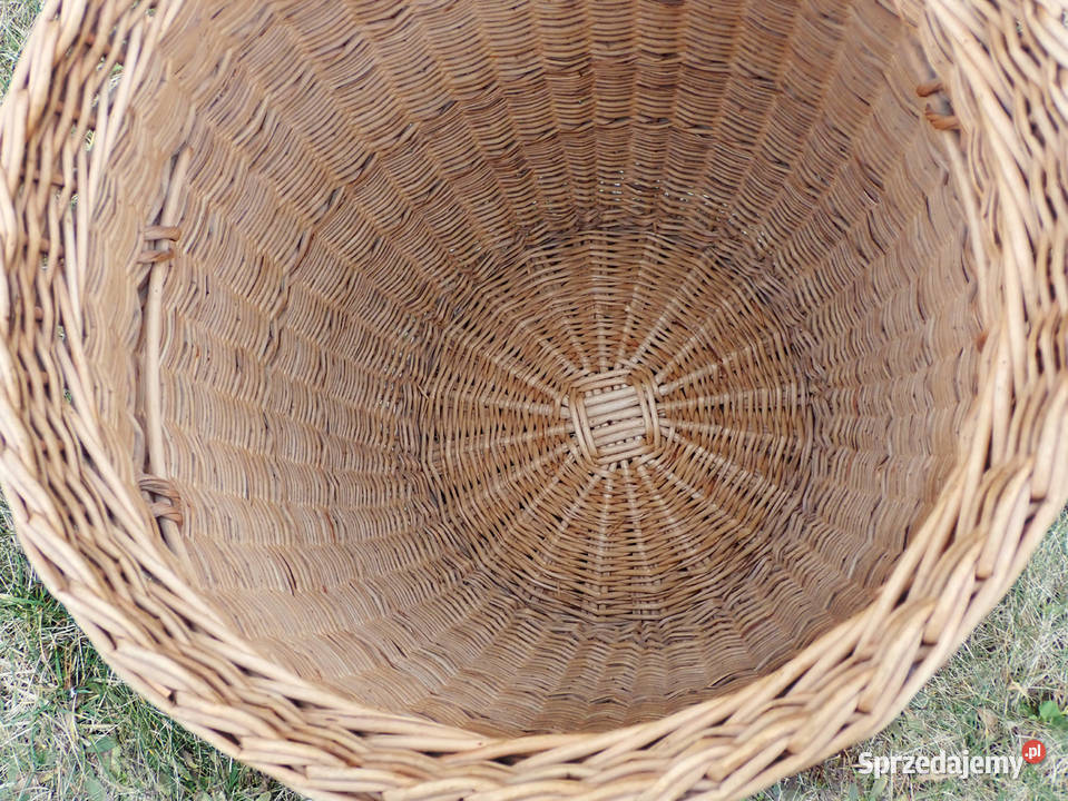 Duży kosz wiklinowy wys70 sprzedam