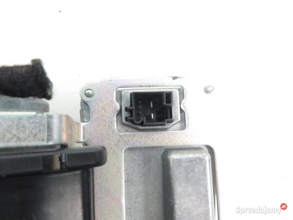 PAS LEWY PRZEDNI MERCEDES C207 615416500