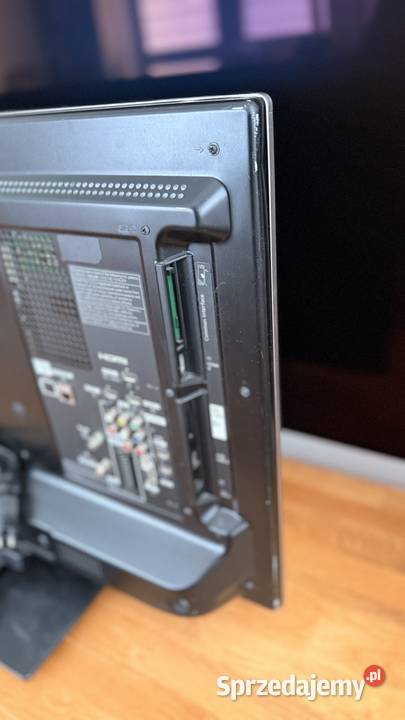 Telewizor LCD Edge LED 3D 32 Panasonic 32cale