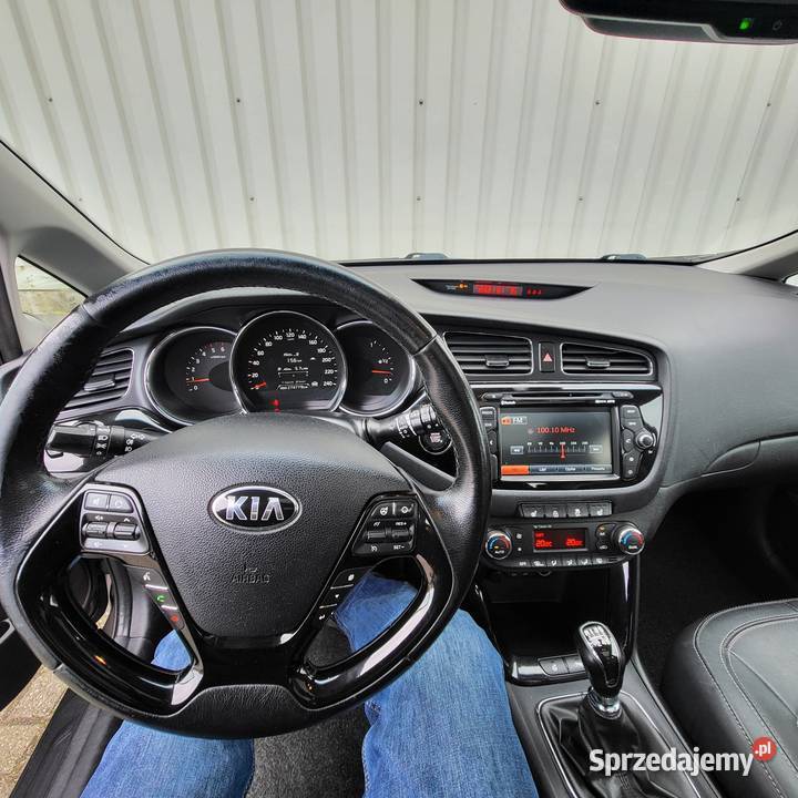 Kia Ceed panoramiczny dach 16 CDRI 128 Gliwice