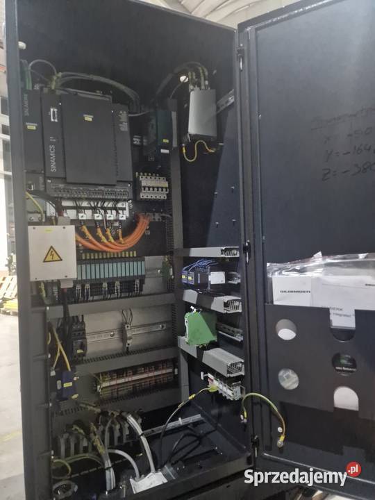 DMG MORI Milltap 700 2012 3osiowe centrum CNC