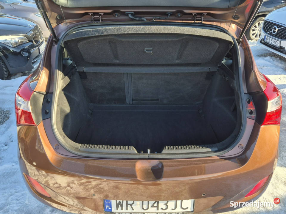 Hyundai i30 2012r 14Crdi 90 Bogata Org Lakier światła do jazdy dziennej