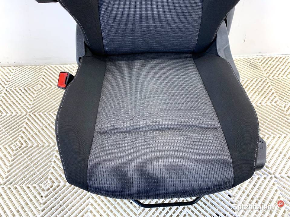 FOTEL LEWY PRZÓD TOYOTA PROACE Minivan SIEDZENIE