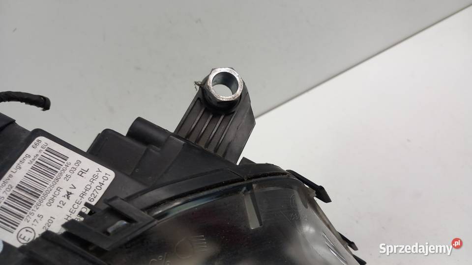 MINI COOPER R56 LAMPA PRZÓD PRAWA Zbierkowo