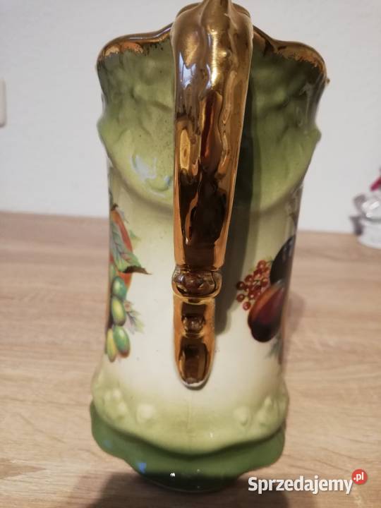 Porcelanowy dzbanek z uchem w owice Gorlice