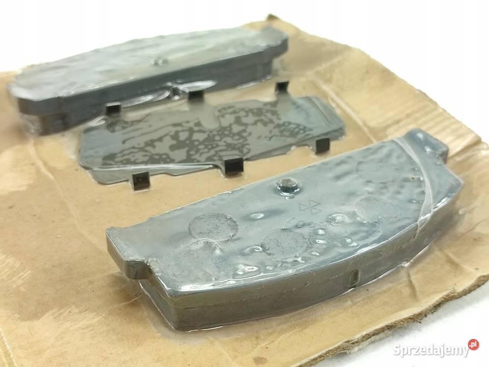 KLOCKI HAMULCOWE TYŁ MITSUBISHI GALANT IV 20 osobowe Klocki hamulcowe sprzedam