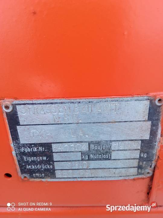 Przyczepa sygnalizacyjna ostrzegawcza świetlna Pokój