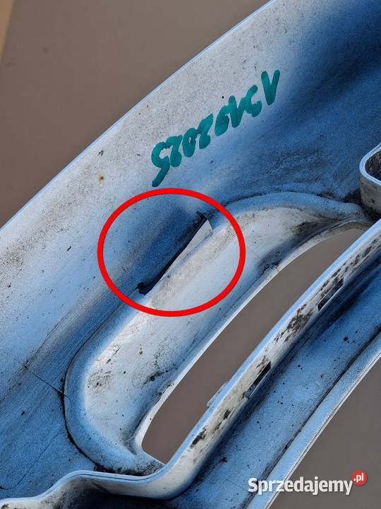 SCANIA R S LISTWA NAKŁADKA BŁOTNIKA PRAWY PRZÓD Bieleń